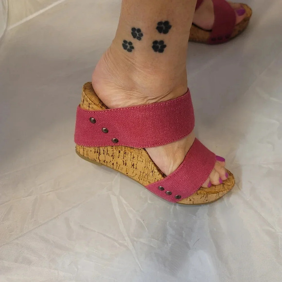 Pink canvas wedge - Picture 6 of 10